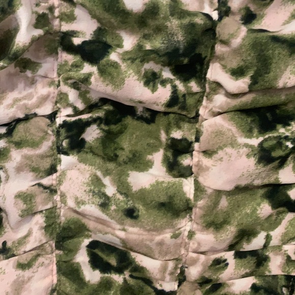 Open Edit Ruched Top - Picture 2 of 2